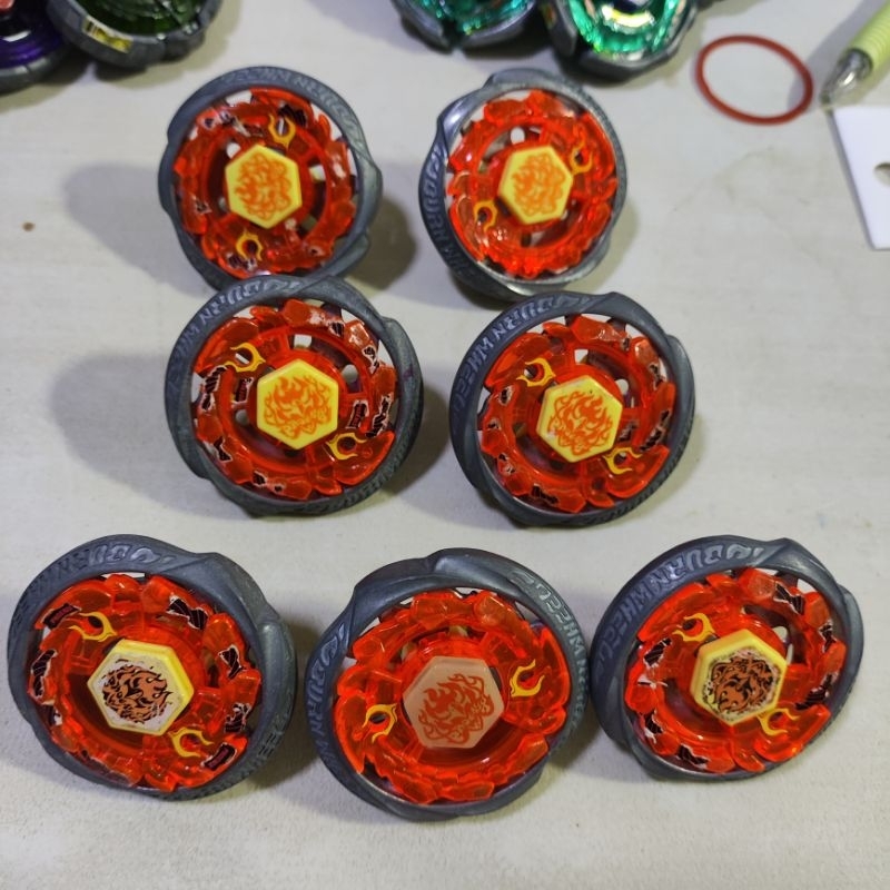 🇹🇭Beyblade metal เบย์เบลด เมทัล มือ2 no.Burn Fireblaze 135MS or Burn Phoenix 135MS