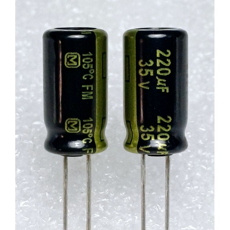 Panasonic FM 220uf 35v capacitor ตัวเก็บประจุ คาปาซิเตอร์