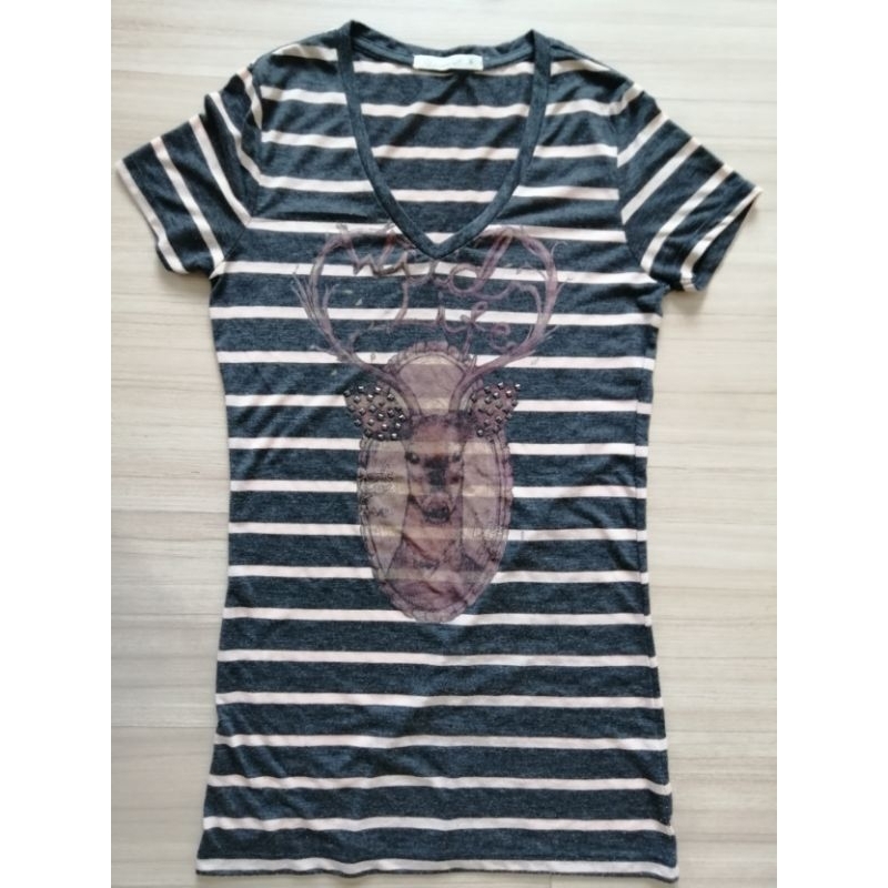 เสื้อยืดผู้หญิงลายขวางดำเทา,ครีม เสื้อคอวี xact size m ของแแท้ เสื้อยืดตัวยาว