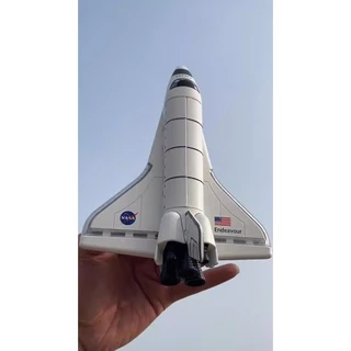 โมเดลกระสวยอวกาศ SPACE SHIP งานเหล็ก มีไฟ-มีเสียง มีลานวิ่งได้ เปิดตัวยานได้ ขนาด 14x11x6cm. 558813 #