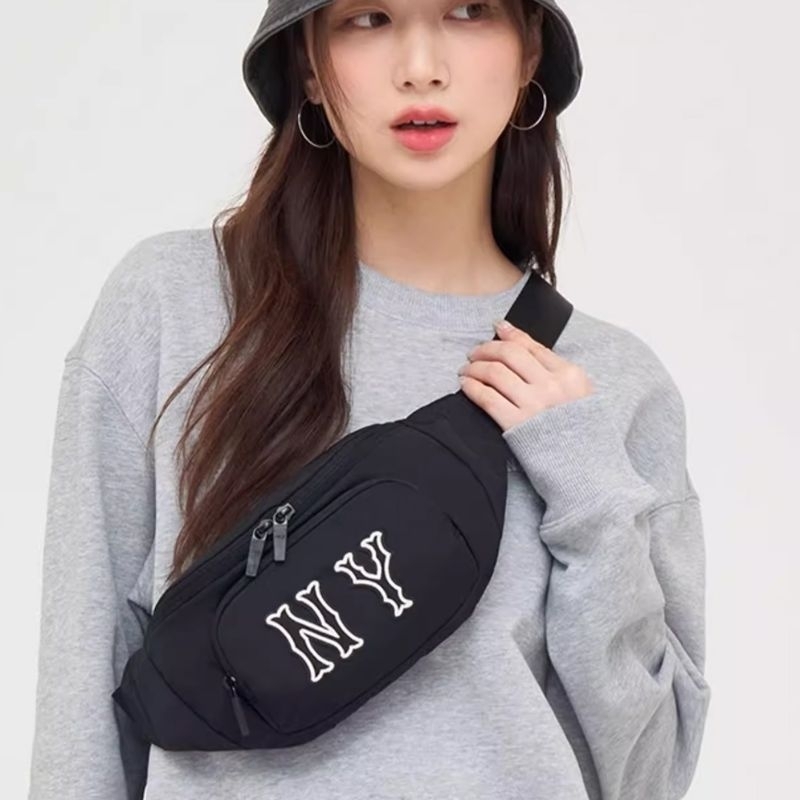แท้ 💯 MLB Monogram Hip Sack Bag NY/ B Boston กระเป๋าคาดอก สีขาว/สีดำ/สีน้ำตาล