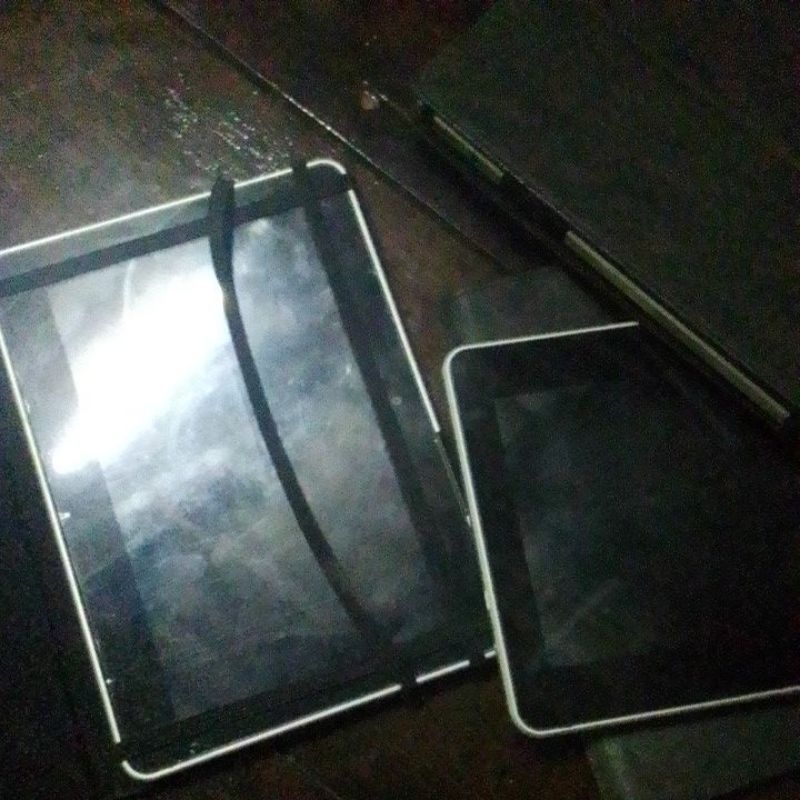 แท็บเล็ต otpcรุ่นเก่าคละอาการใช้เป็นอะไหล่ดูในรายระเอียดเพิ่มเติม