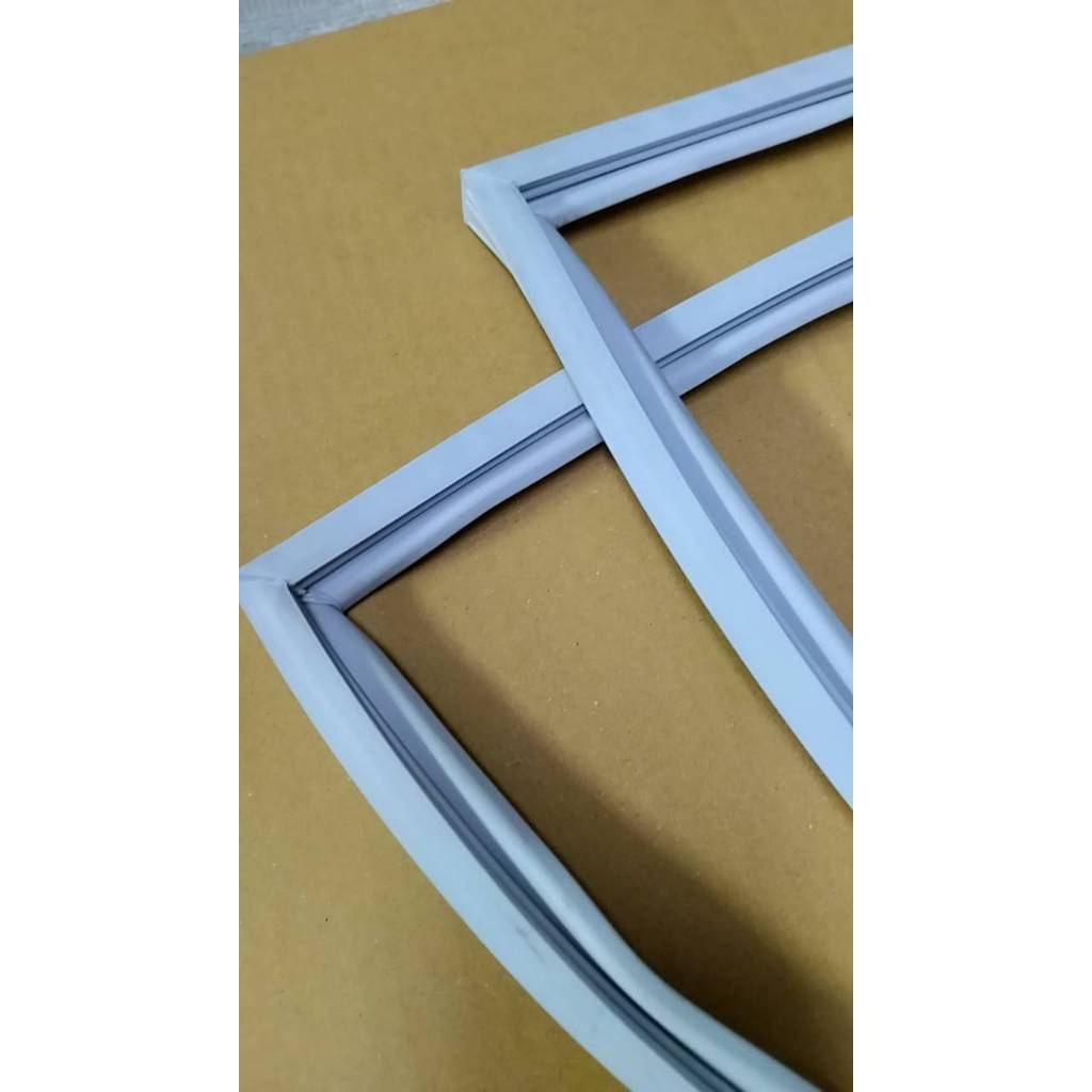0001361  ขอบยางตู้เย็น ซันโย รุ่น SR-S595 ขอบยางตู้เย็น SANYO