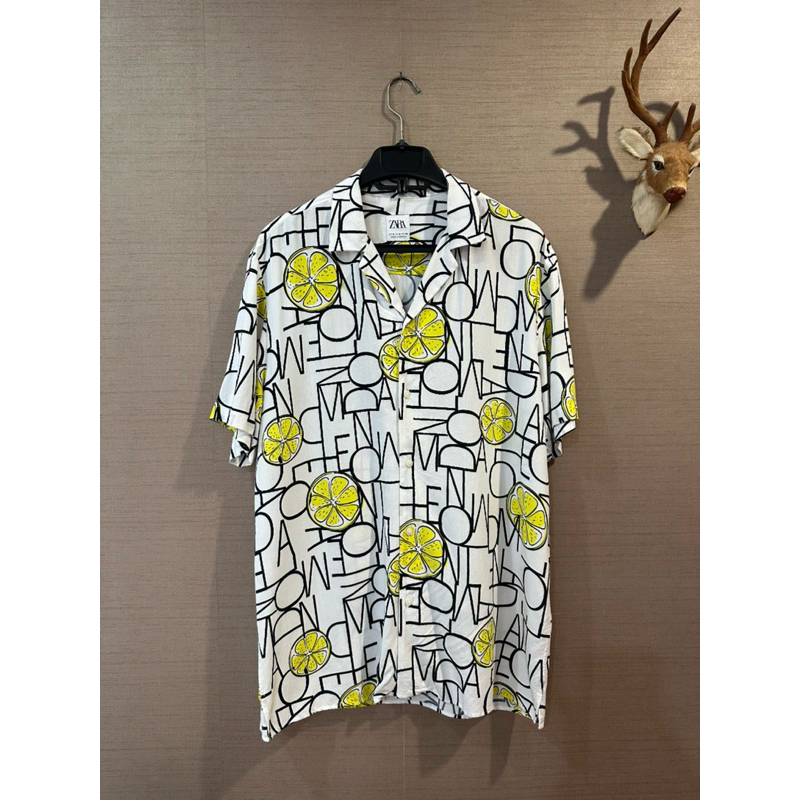 Zara Men’s Lemon Sleeve Shirt