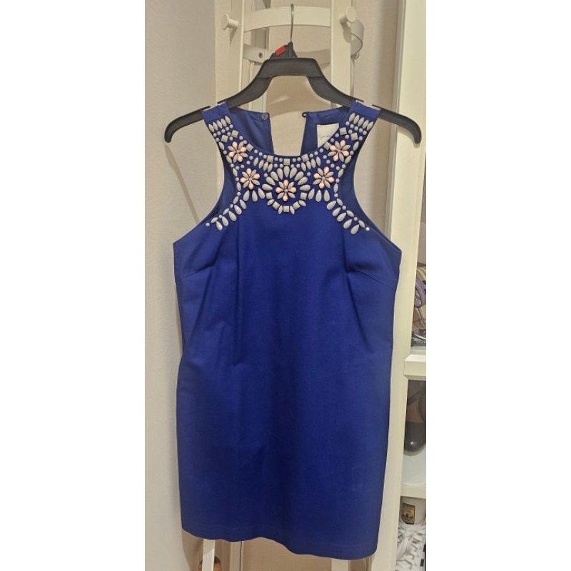 Dress brand lyn around size xs