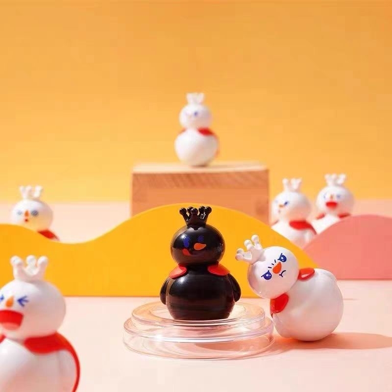 Mixue ☃️ ตุ๊กตาล้มลุก Snow King (สีขาว / สีดำงานแรร์)