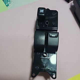 สวิทช์กระจกไฟฟ้า หน้าขวา Mitsubishi Triton Plus รุ่น 2 ประตู…