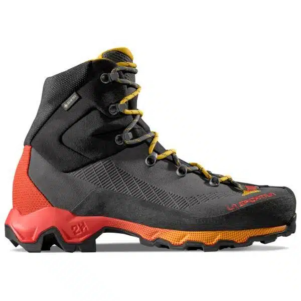 LA SPORTIVA AEQUILIBRIUM TREK GTX MEN สี CARBON/YELLOW - รองเท้าเดินป่ากันน้ำ
