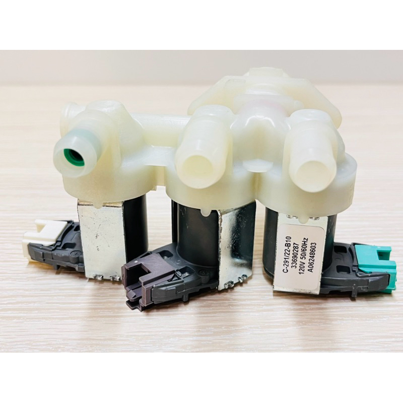วาล์วน้ำเข้าเครื่องซักผ้า Electrolux Original A06248603 วาล์วน้ำเข้าเครื่องซักผ้า 3 ทาง รุ่น C-291/22-B10 , A06248603