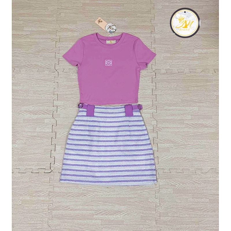 (2xl) พร้อมส่ง🌷ชุดเซท 2 ชิ้น เสื้องานปัก(ผ้าคอตตอน)สีม่วงกับกระโปรงผ้าทวิตสีม่วง งานป้าย SN Brand แท