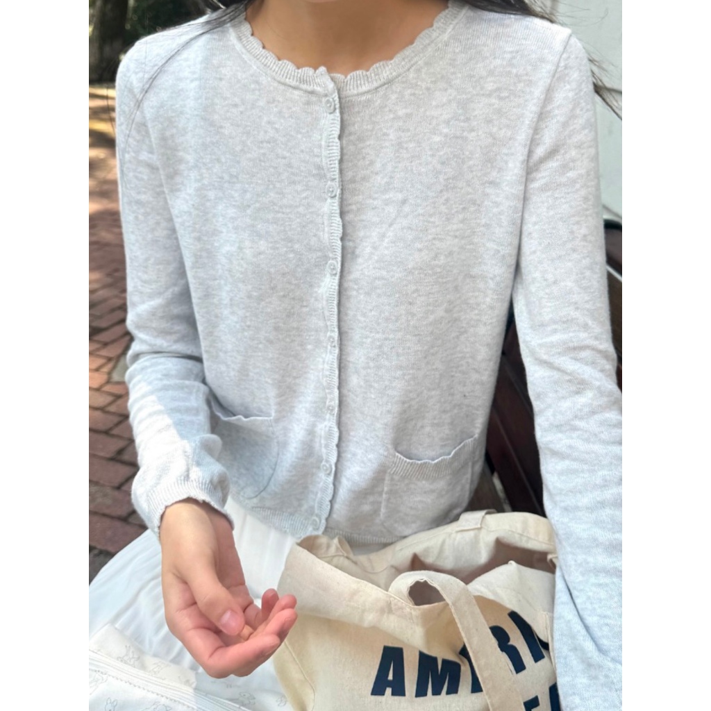 (พร้อมส่ง) BrandyMelville Zoe Cardigan เสื้อคาร์ดิแกน เสื้อแขนยาว ของแท้จากช็อป
