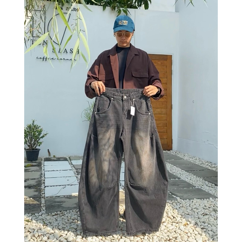 [ พร้อมส่ง ] Luca Curve Jeans กางเกงยีนส์ดำเฟด ทรงโค้งสไตล์เวียดนาม