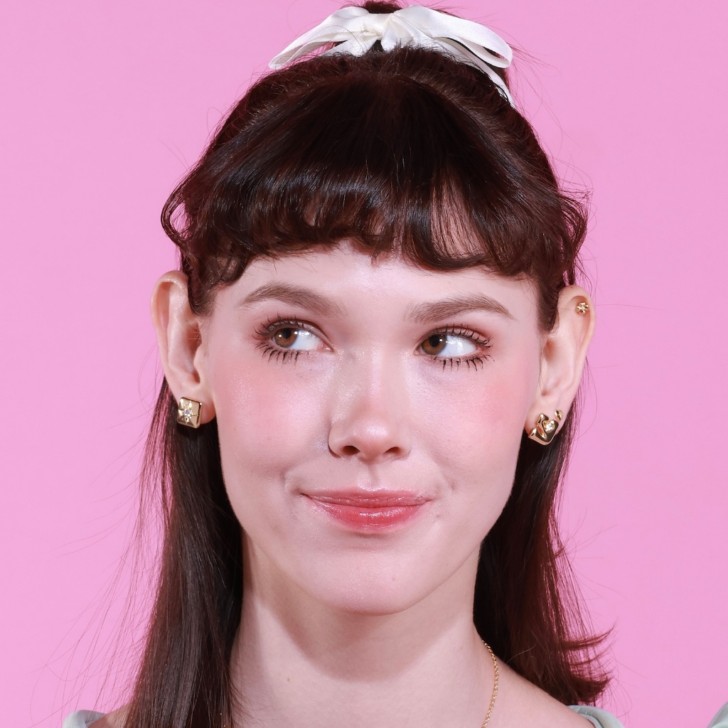 YVIS Joyful Y Stud Earring