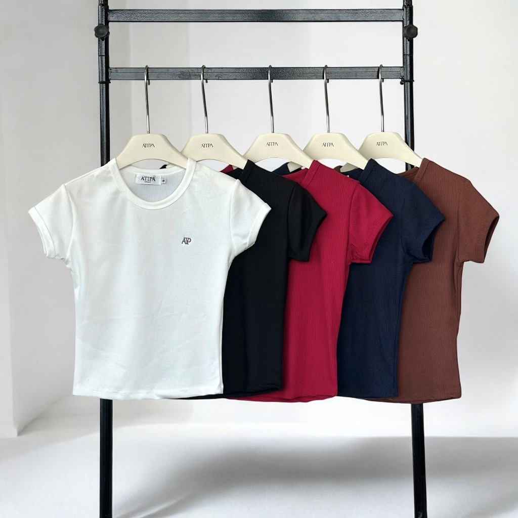 Atipashop - UNIVERSE TOP เสื้อยืด แขนสั้น คอกลม ผ้าร่อง ปักโลโก้ ATIPA