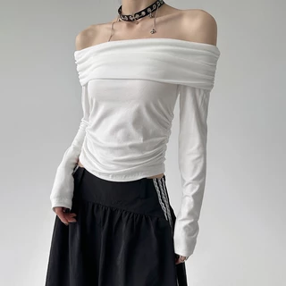 Jennyพร้อมส่ง🍒สื้อเซ็กซี่ผู้หญิง เสื้อยืดปาดไหล่แขนยาว สีพื้นเอวลอยทรงรัดรูป เสื้อยืดสีขาวไหล่เดียวสไตล์สวาเกาหลีเกาหลี