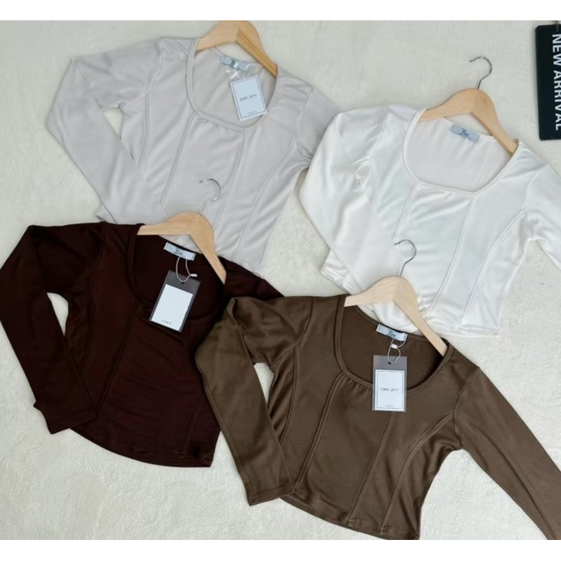 113-114 Deezyy เสื้อครอป แขนยาว คอยูแต่งแถบ ผ้าSquare