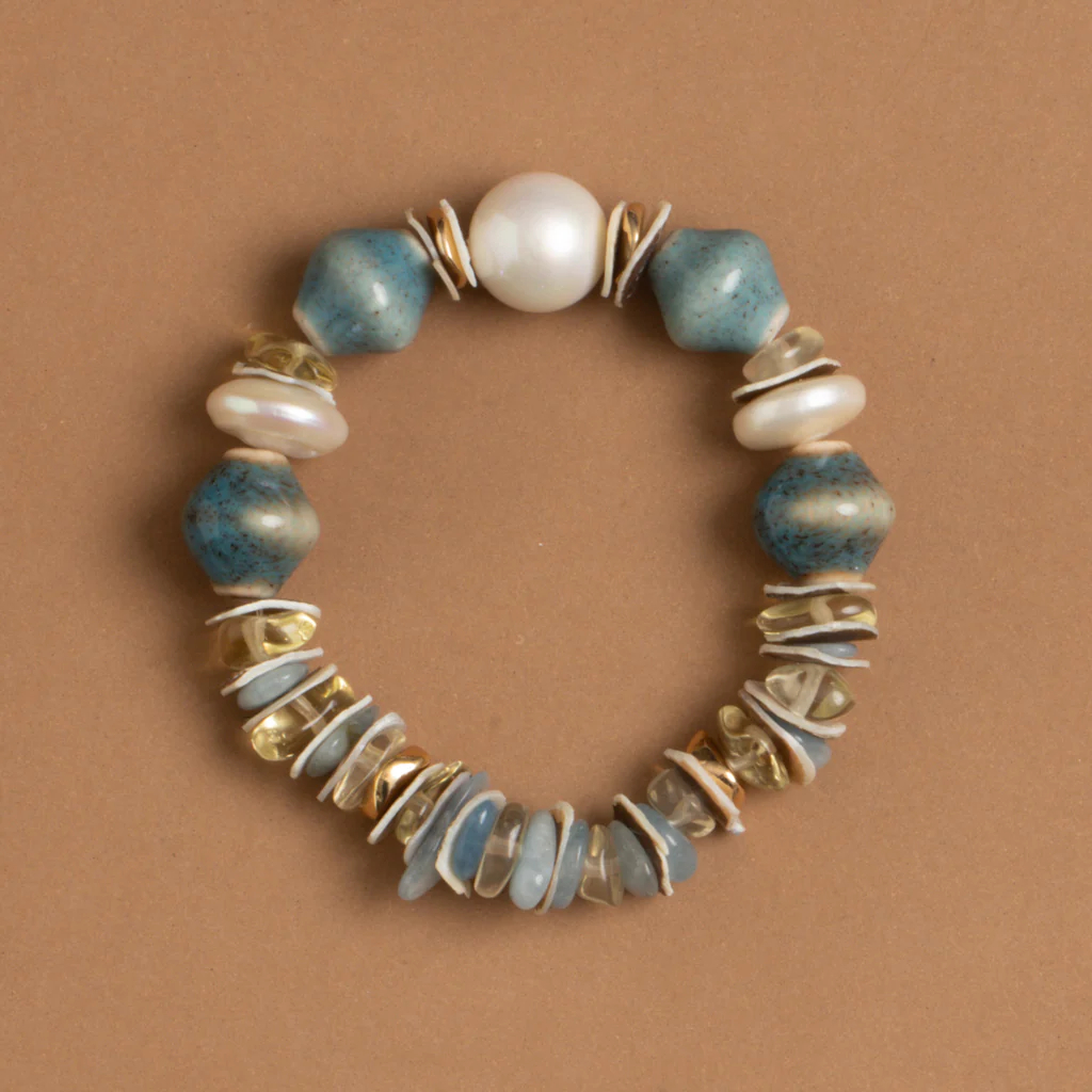 TEAL WHITE BEADED STRETCHY BRACELETสร้อยข้อมือลูกปัดมงคล