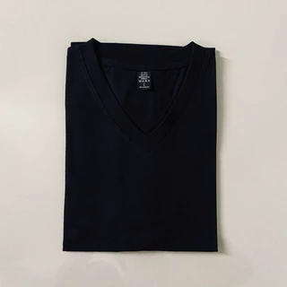 🔥H O T🔥เสื้อยืดสีพื้นคอวี(สีดำ)