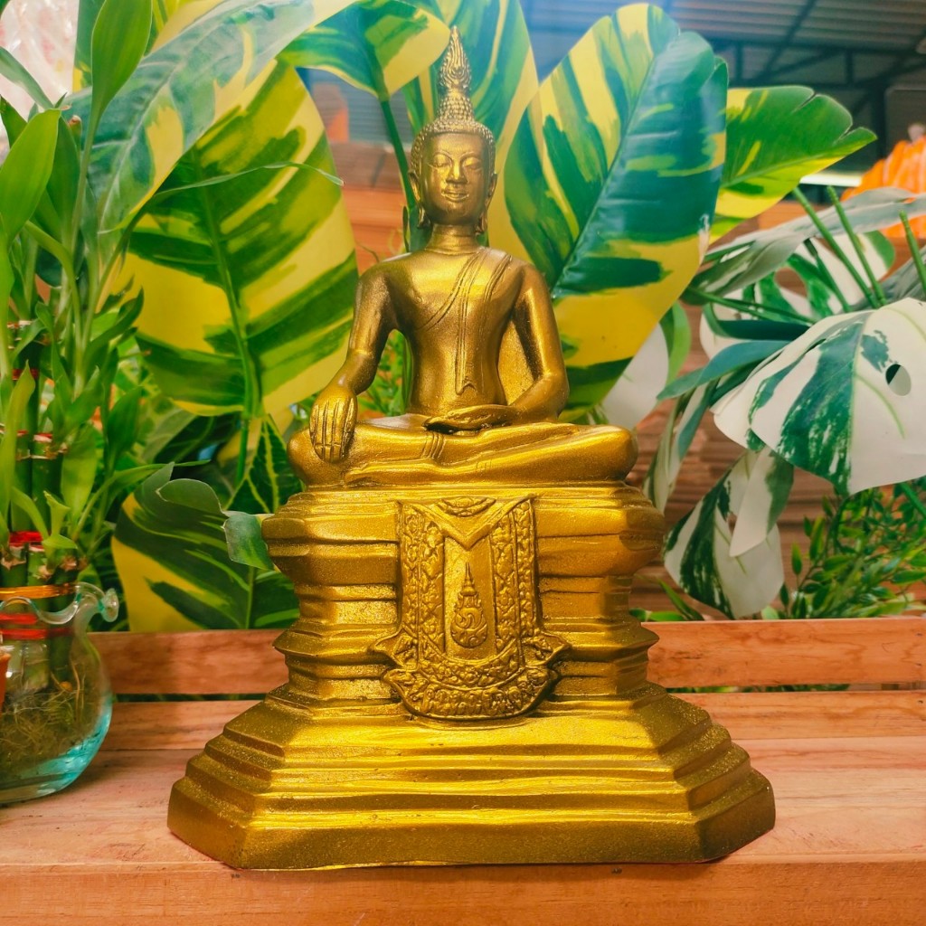 หลวงพ่อพระเสริม วัดปทุมฯ สีทองเก่า  ขนาด 5นิ้ว สูง 10นิ้ว ผ่านพิธีเเล้ว