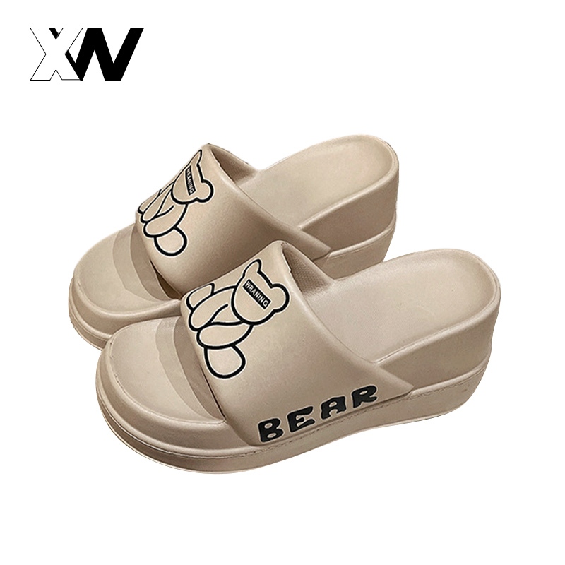 XWbrand ฉ่ำมาก รองเท้าแตะแฟชั่นคุณผู้หญิง สกรีนลายน้องหมีสุดเท่ ไม่ซ้ำใคร มีให้เลือก 4 สี เสริมส้นด้วยนะ รุ่นนี้ห้ามพลาด