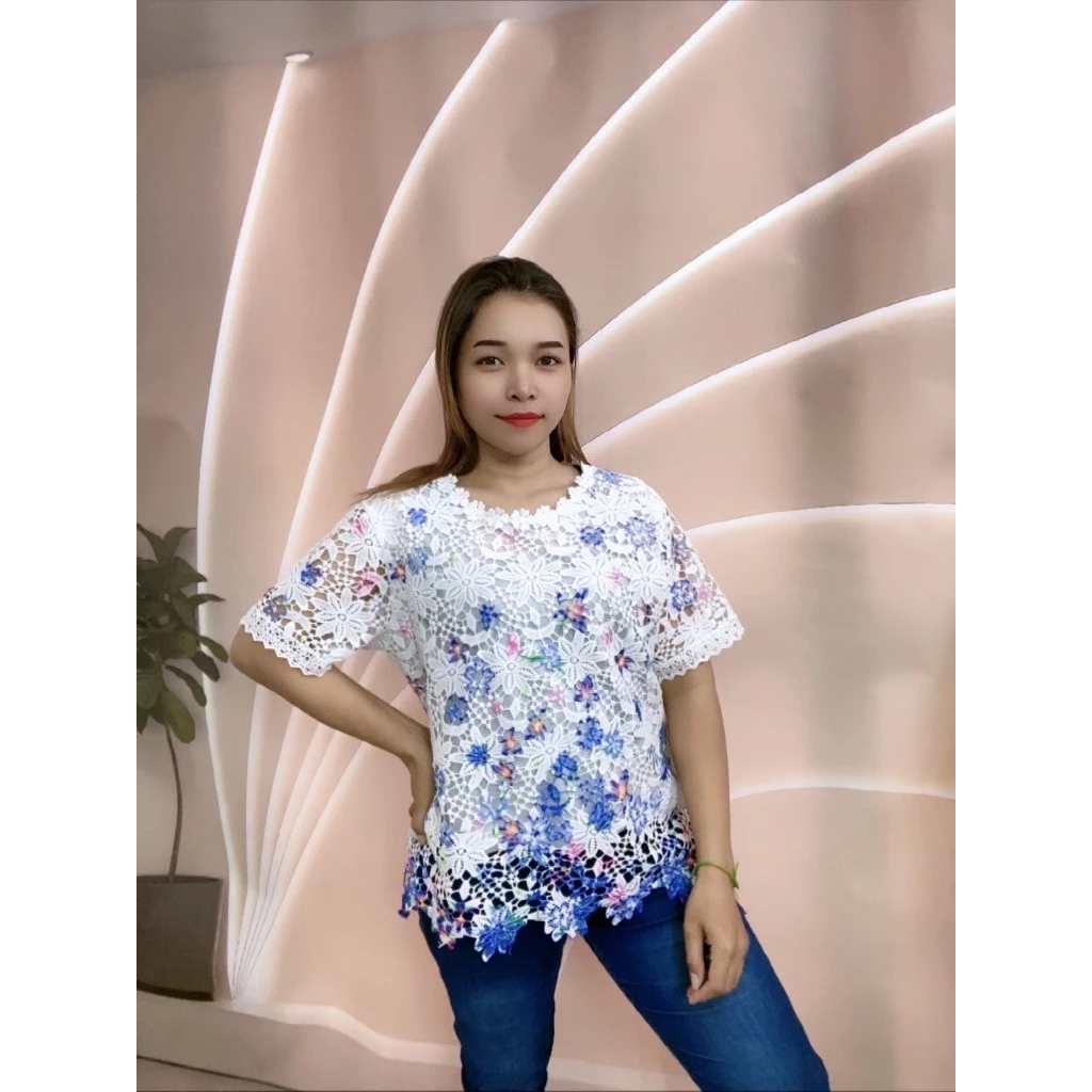 เสื้อลูกไม้ลายดอก รุ่น41 แขนสั้น คอกลม มีซับใน อก42นิ้ว thumbnail 9