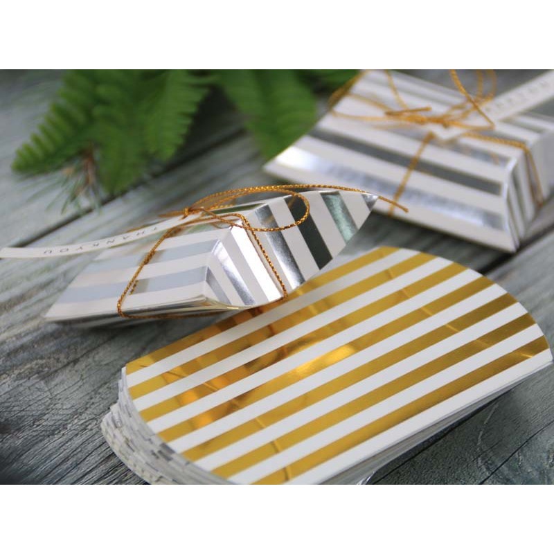 PK   กล่อง ทรงหมอน สีทองจุด แทบทอง (สินค้าพร้อมส่ง) ขนาดเล็ก