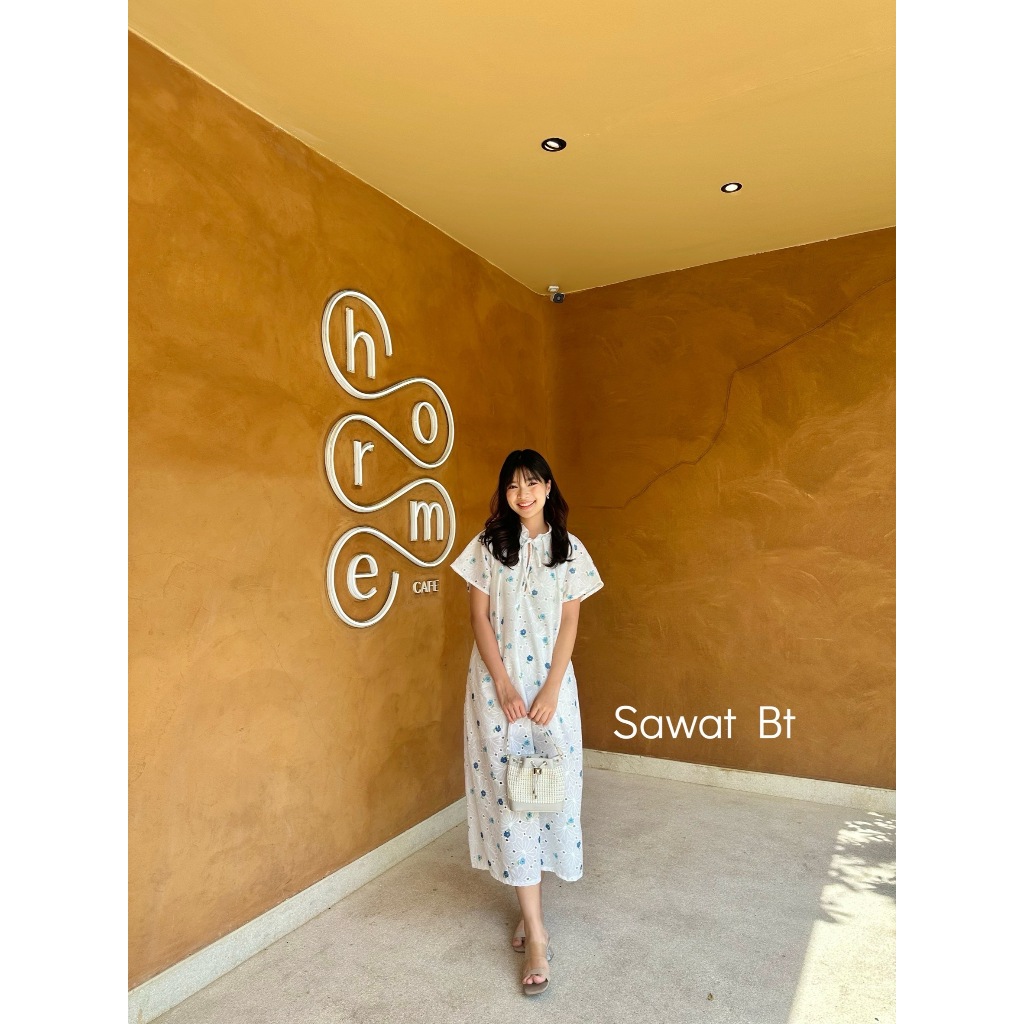 Sawat_bt “Daisy dress“
