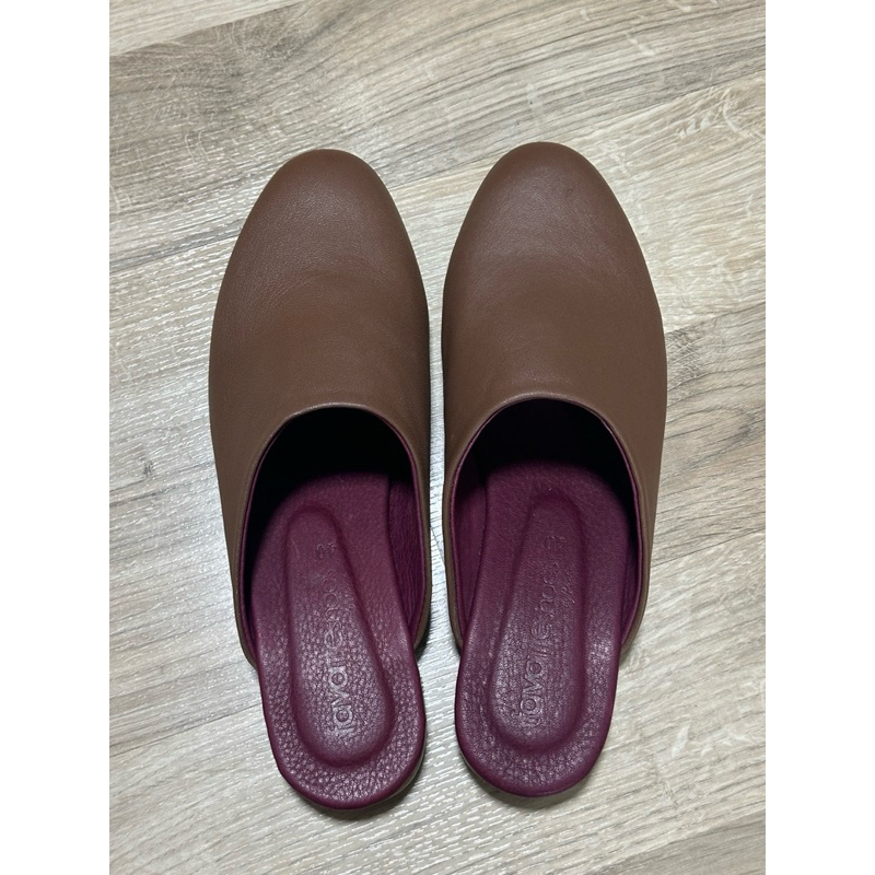 New!! รองเท้าหนังวัวแท้ Favoriteshoes by Picha  size40 หนังวัวแท้สีน้ำตาล พื้นม่วง