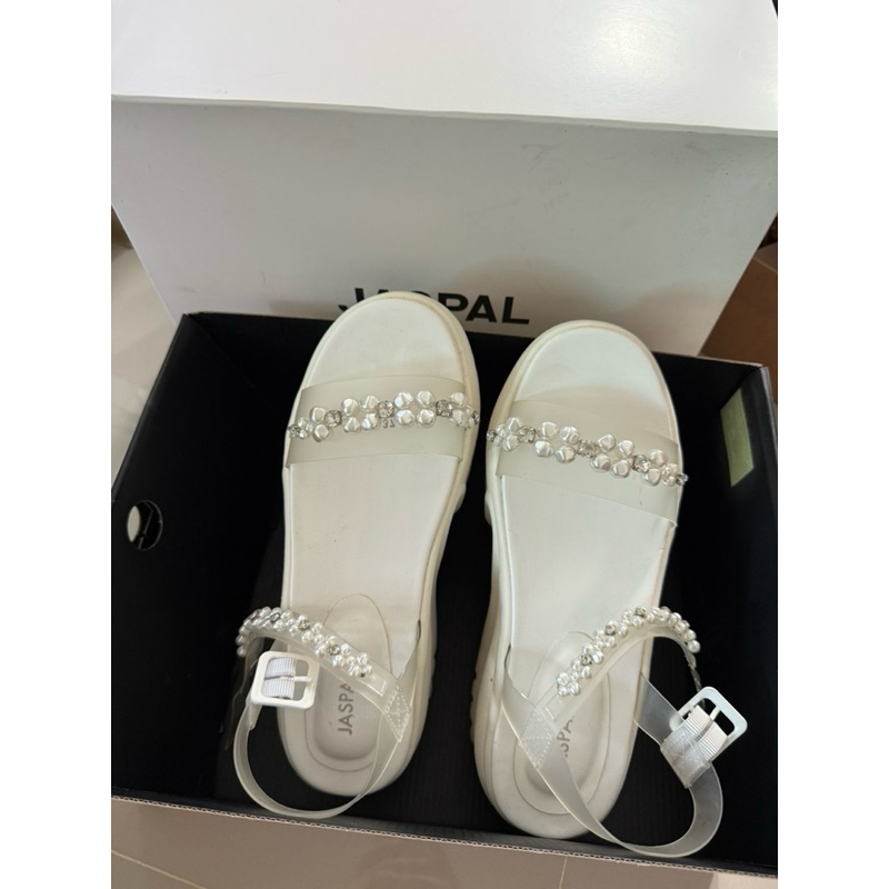ส่งต่อ รองเท้า Jaspal Size 37
