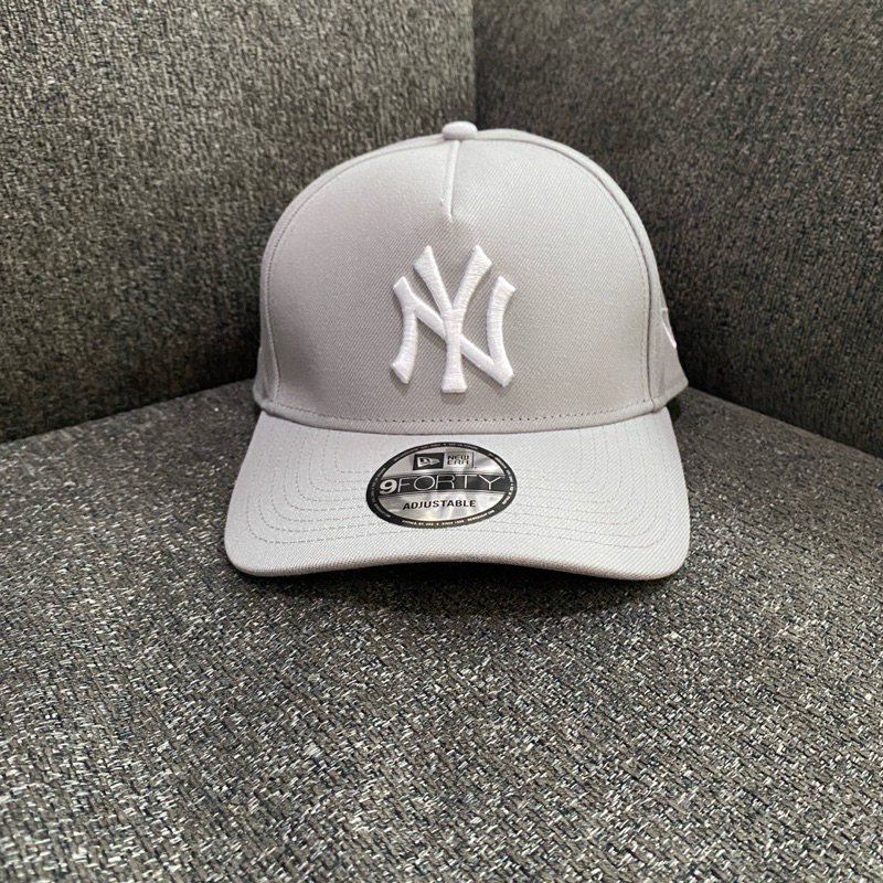 NEW ERA NEW YORK YANKEES MLB 9FORTY SNAPBACK HAT