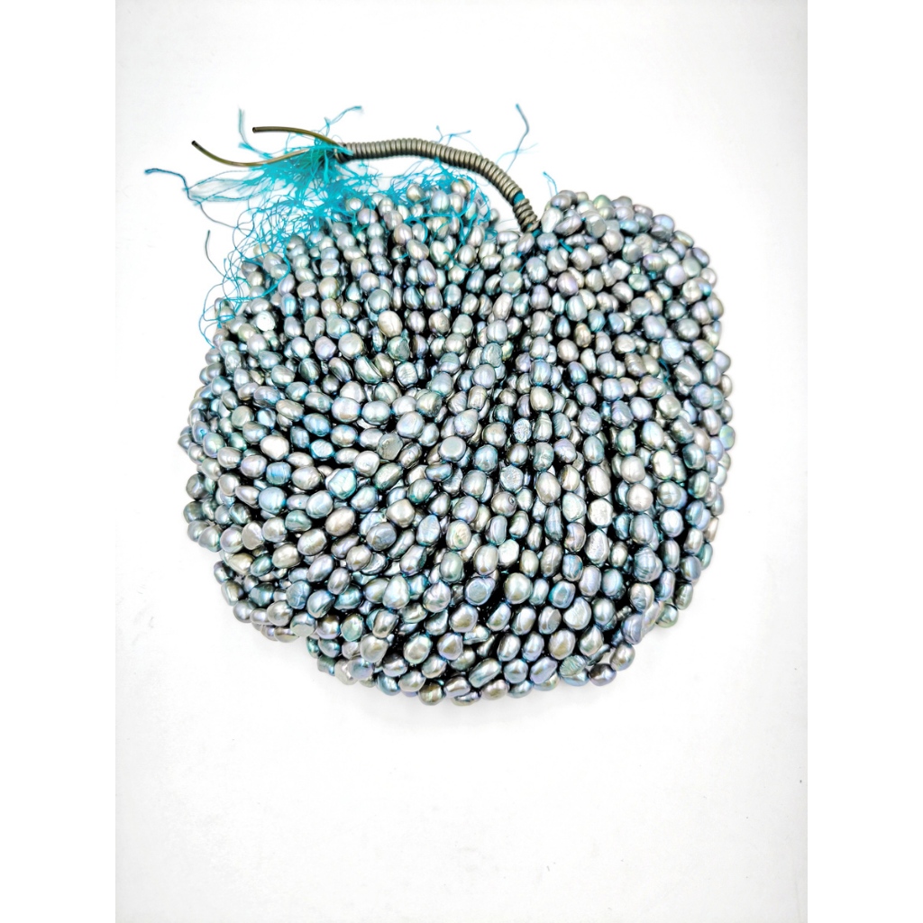 ลูกปัดมุกแท้ ลักษณะiทรงรูปไข่แบนสีเขียวเทา Flat Oval Green Gray Pearl ขนาด 8x10 mm - (LZ-0693)