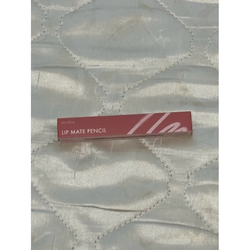 NEW Rom&nd lip mate pencil