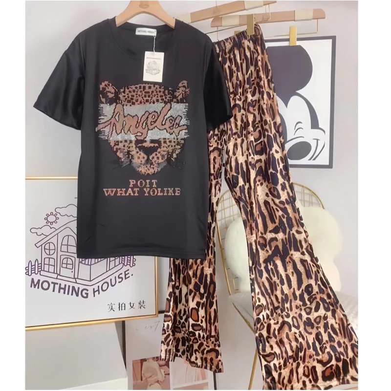 ชุดเซ็ต ผ้านิ่ม เสื้อ + กางเกงขาม้าลายเสือ Free size