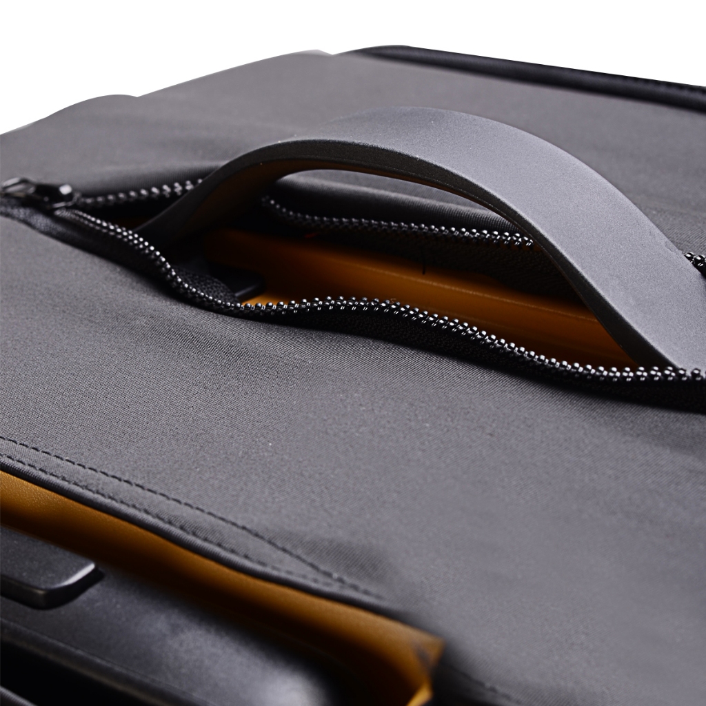 CAGGIONI ผ้าคลุมกระเป๋าเดินทาง สำหรับกระเป๋าเปิดฝาหน้า (Front Pocket Cover CAG01)