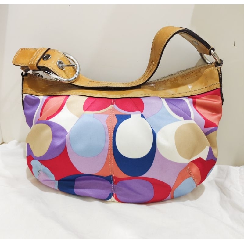 กระเป๋า Coach Colorful Print Satin Hobo Bag แท้มือสอง ขนาด 14*10"