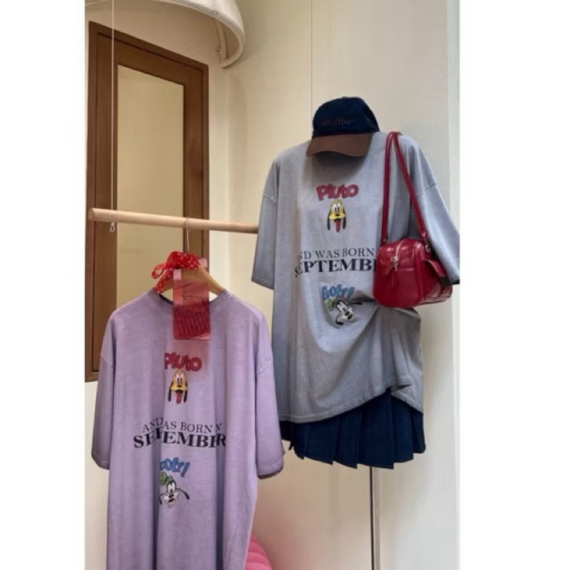 [W_jeans]พร้อมส่ง เสื้อยืดทรงโอเวอร์ไซส์ ผ้าสีฟอก ไล่โทนสี สวยมากกกก กรีน Pluto & Goofy เนื้อผ้าดี ใ