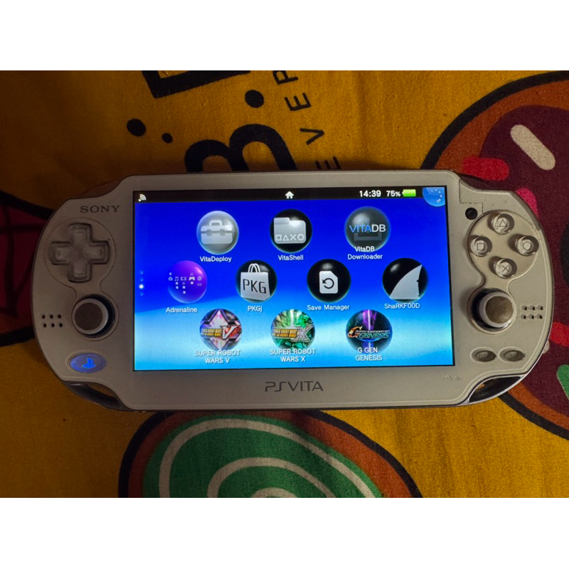 PSVita รุ่น 1000 สีขาว แปลงแล้ว Mem Psvita แท้ 32 GB