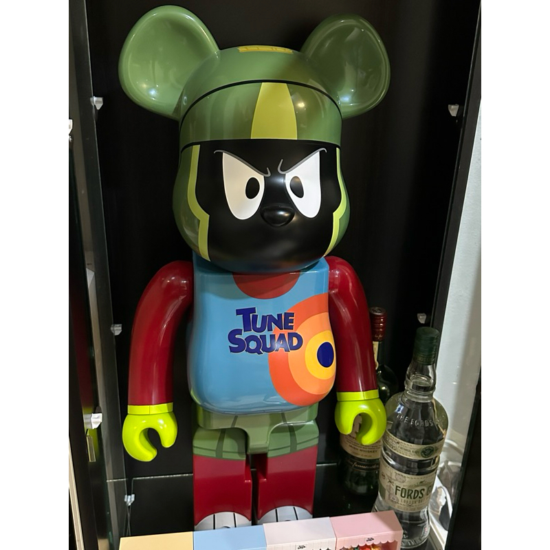 ราคาเลิกเก็บ❌Be@rbrick Marvin the Martian Tune Squad 1000%