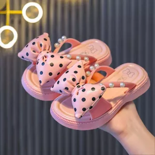 รองเท้าแตะเด็กผู้หญิง แต่งโบว์ใหญ่ลายจุด สีสันสดใส พื้นนุ่ม สวมใส่สบาย พร้อมส่งในไทย***