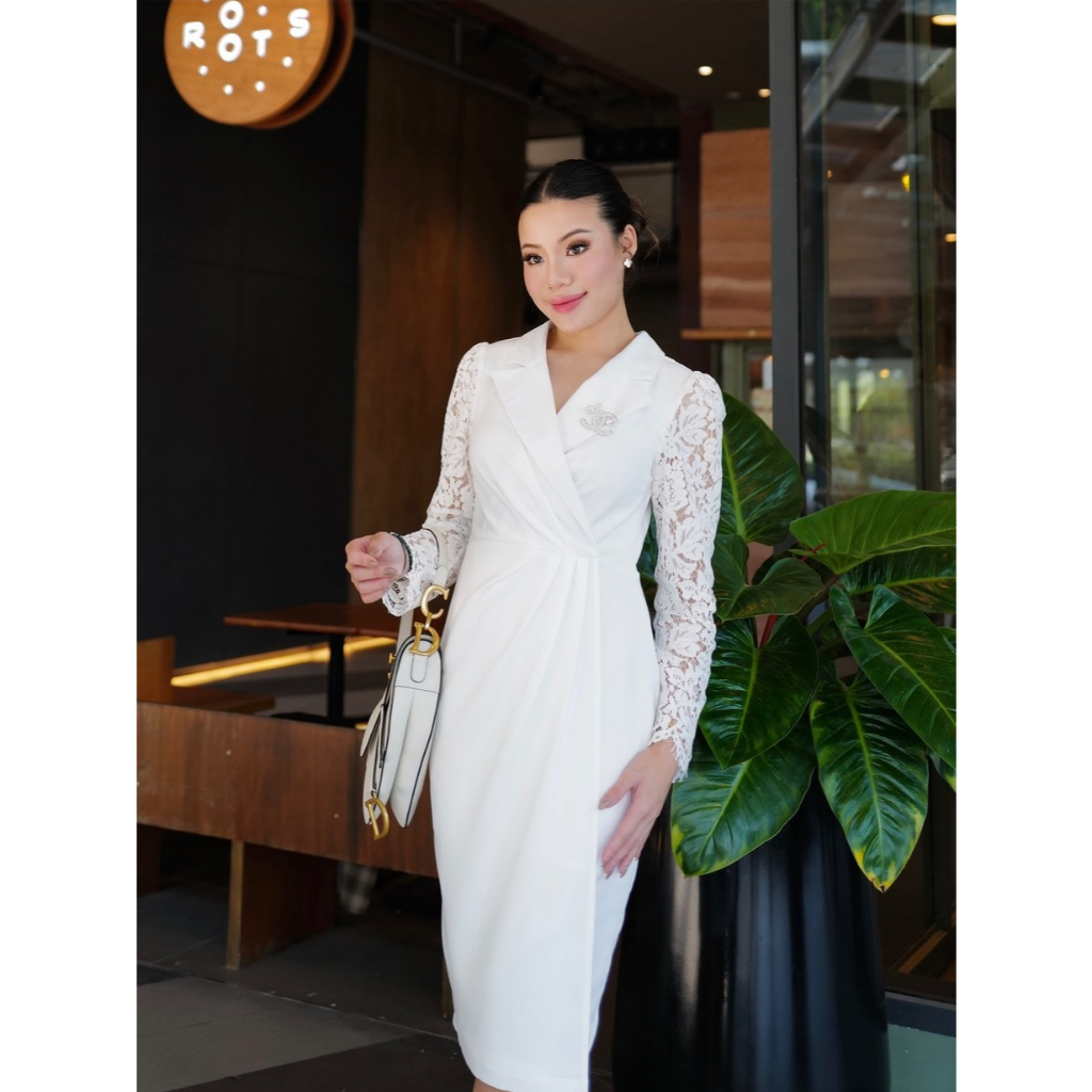 MISSY LIMITED EDITION - เดรสรุ่นลิมิเตด ปกเทเลอร์ทับซ้อนพร้อมจับจีบ แขนลูกไม้เนื้อดี นิ่มใส่สบาย