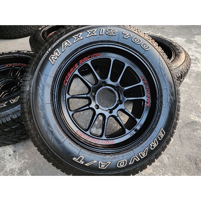 ล้อแท้ Cosmis XT206RR ขอบ 18 ตัวหนังสือแดง6รู 139.7 กว้าง 9.5/10.5 Et 25 35พร้อมยาง 265 60R18 Maxxis