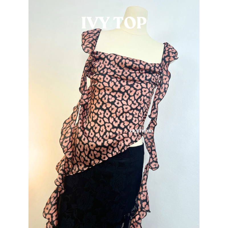 พร้อมส่ง IVY TOP เสื้อสายเดี่ยวเเต่งระบาย เนื้อผ้าพรีเมียมซาติน ผ้านิ่มงานสวยมากก มีไซค์นะคะ สวยผู้ดีมากค่า - รูปที่ 6