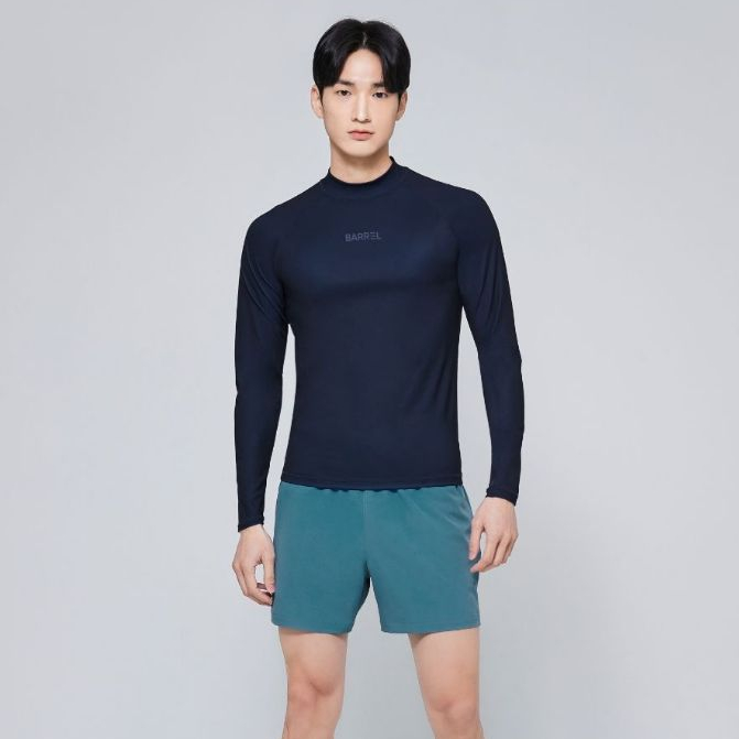 BARREL UNISEX ESSENTIAL STANDARD FIT RASH GUARD [01] - ชุดว่ายน้ำ UNISEX-3WT003U_U3BLBK