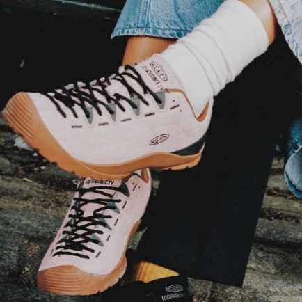 Keen รองเท้าผู้ชาย รุ่น Men's Jasper Sneaker x Highsnobiety