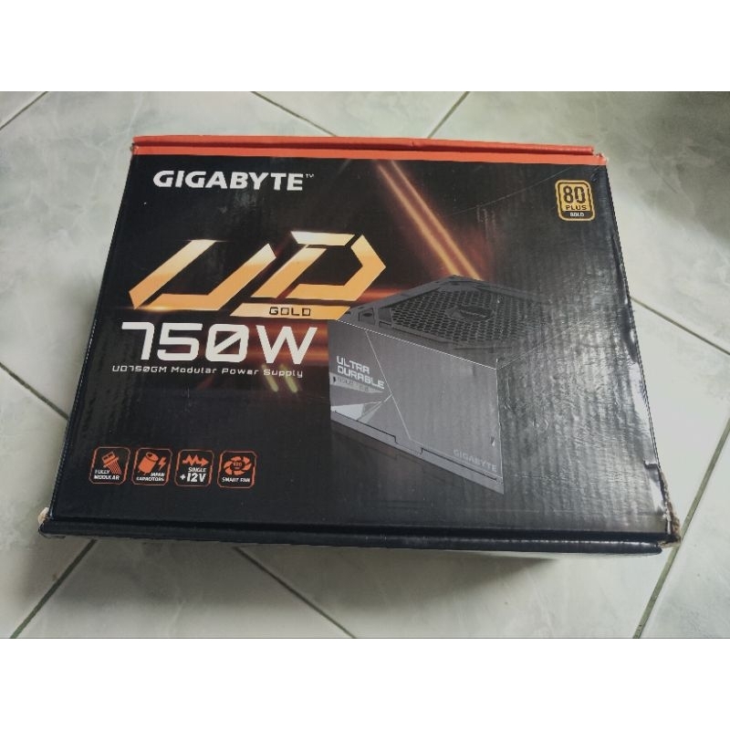 GIGABYTE UD750GM  (80+ GOLD) 750W
