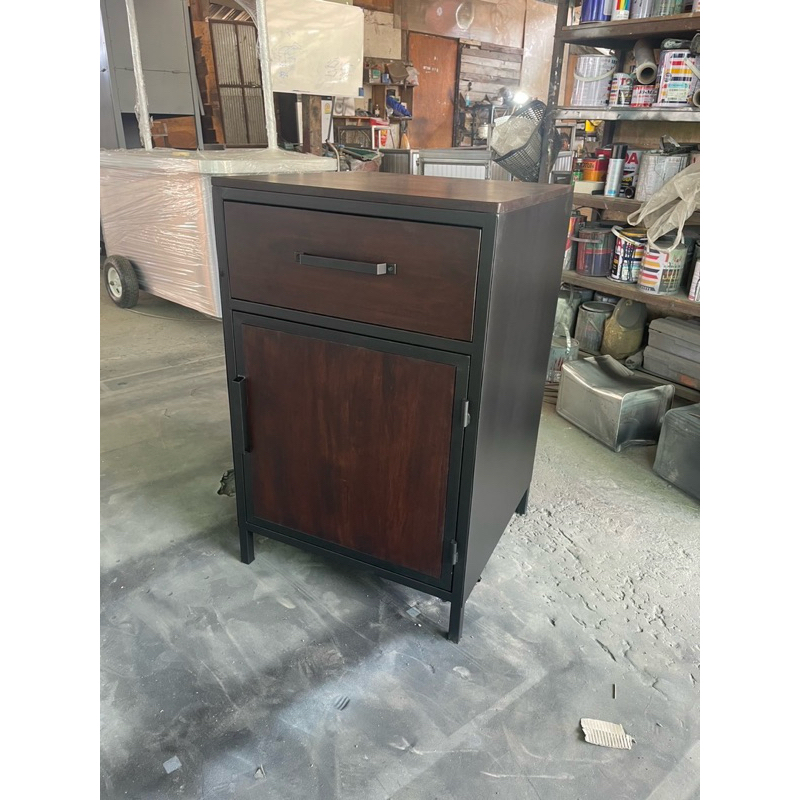 ตู้ใส่ของขนาดยาว60กว้าง60สูง94cmมีลิ้นชัก1ช่อง