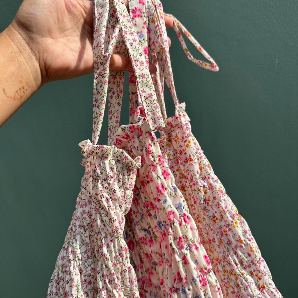 เสื้อสายเดี่ยว เสื้อสม๊อคลายดอกไม้ มีชายระบาย สายปรับได้ สาวอวบ บิ๊กไซร์ - รูปที่ 2