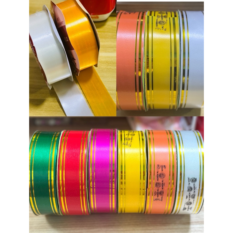 ริบบิ้น ขอบทอง ริบบิ้นเนื้อมัน เบอร์ 9 ( หน้ากว้าง 29 มิล) ตราTW /ตราระฆัง ยาว 40 หลา 💥สินค้าพร้อมส่