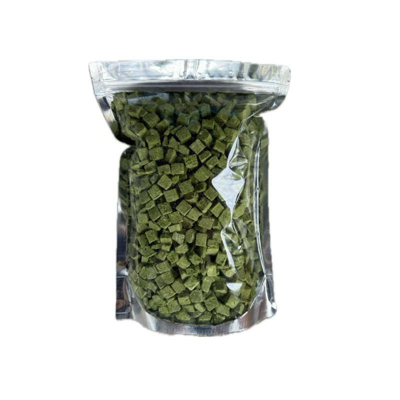 หญ้าแมวฟรีซดราย 400 กรัม Pawtique หญ้าแมวผสมอกไก่ Freeze Dried 100% ขนมแมว ขนมฟรีซดราย