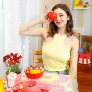 B&B CLOTHING - Chic Crop เสื้อกล้ามครอป ดีเทลเว้าหน้า สุดชิค~